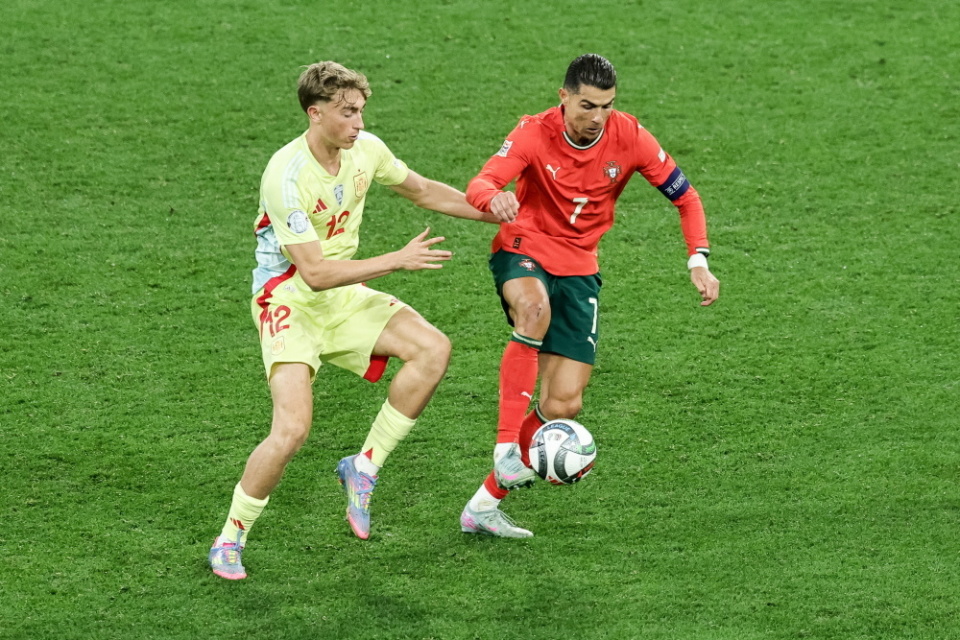 展的坚实基 展的坚实基