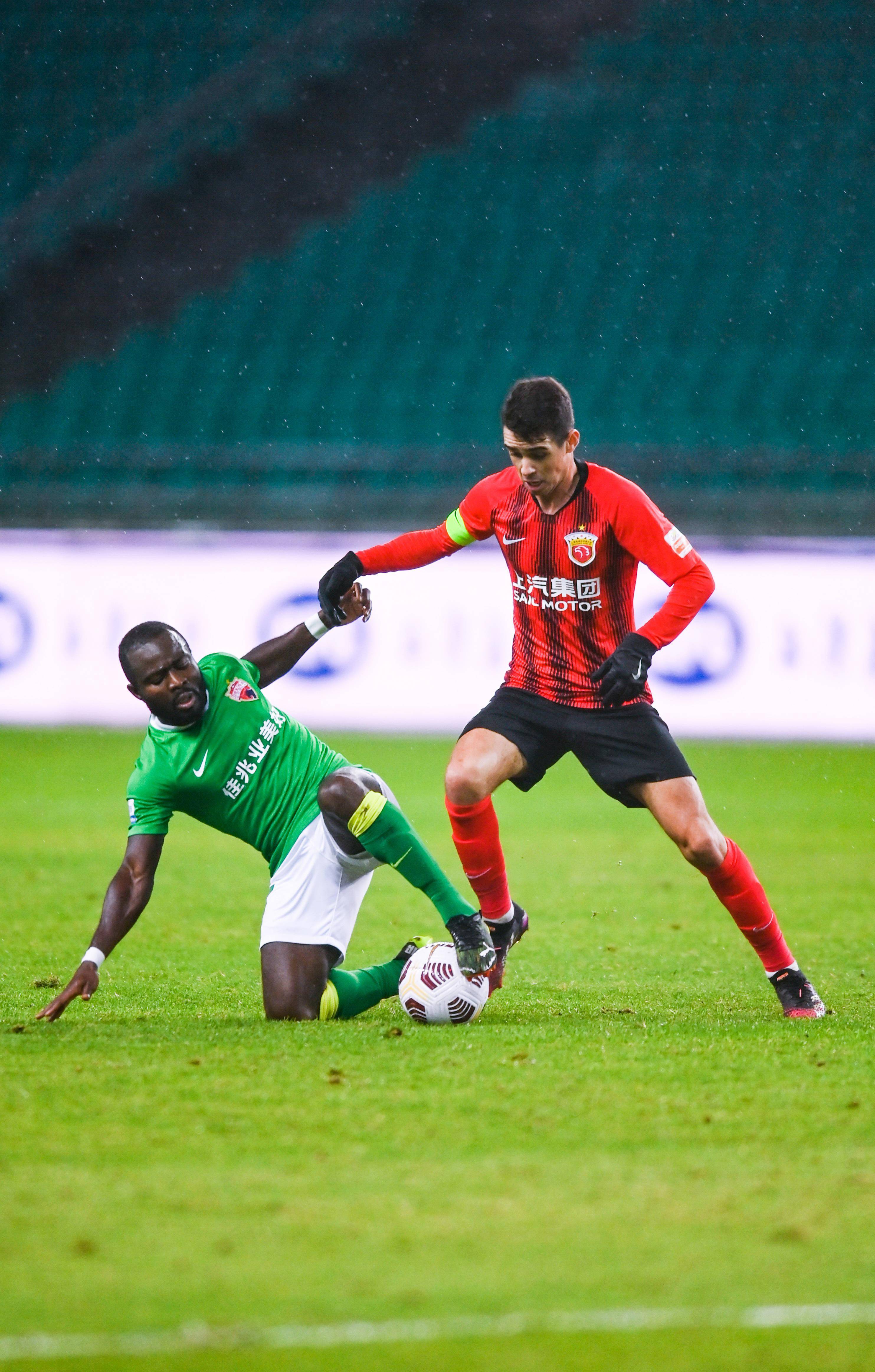 转会市场依 转会市场依