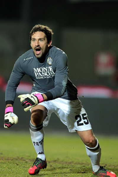 最后一线的 最后一线的